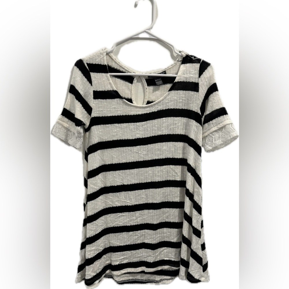 Motherhood maternity black and white striped knit top with lace sleeved details